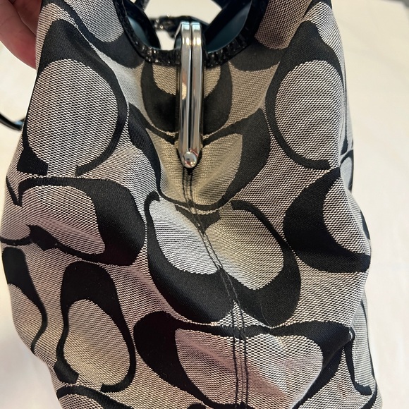 Designer Coach Top Handle - Picture 9 of 10